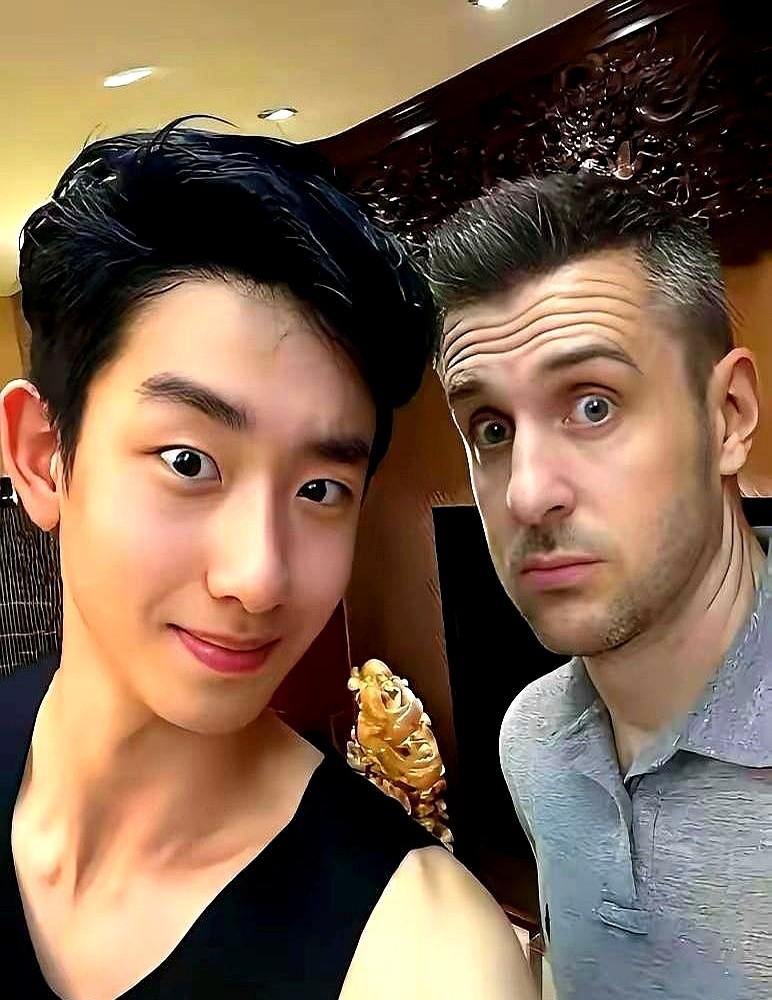 球场上赢了球，球场下就万事大吉了？22岁的吴宜泽，世锦赛掀翻四冠王塞尔比，决