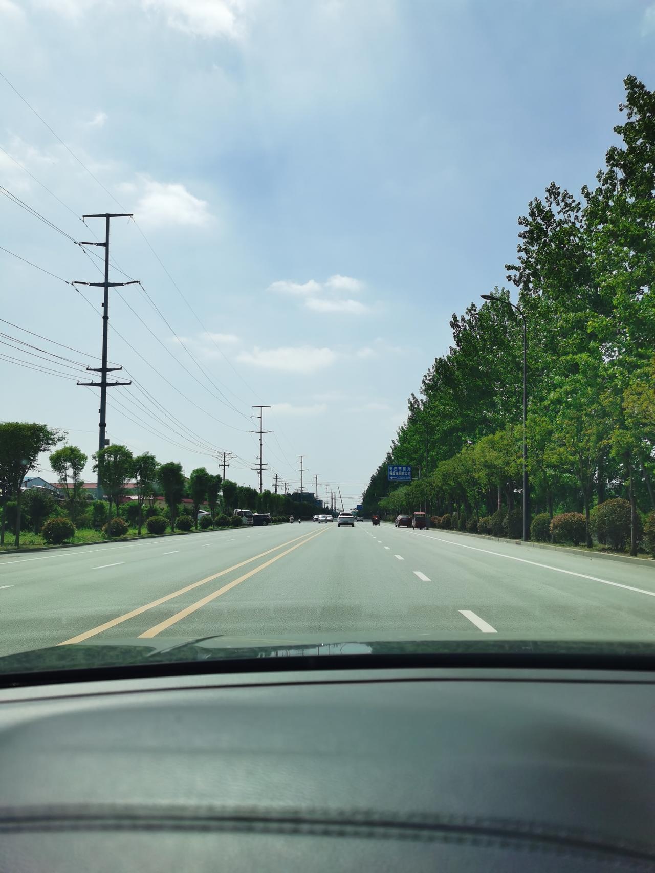今日运势：丙午年癸巳月丙申日2026.5.22日鼠：小吉财运旺盛牛：中