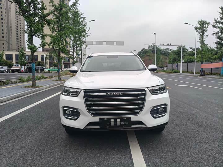 10万预算二手国产SUV：哈弗H6还是吉利星越L？10万预算在国产SUV里挑二手，我带客户看得最多的