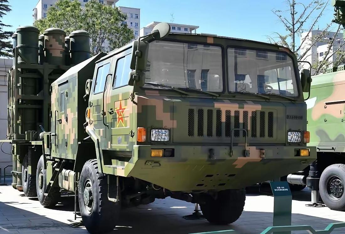 解放军亮出新“盾”，应对台“海马斯”火箭炮和F-16V战机6月上旬，东南中国