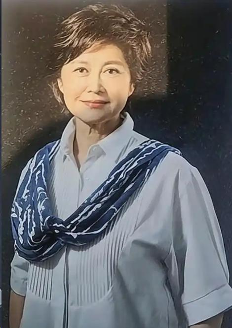 “感谢这世界，让我走过。”这是敬一丹留下的最后一句话，也是告别仪式挽联的横批