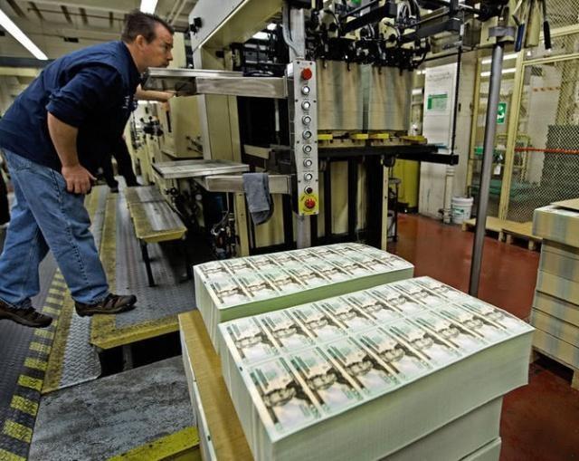 为什么不大量印人民币，去美国，去欧洲随便采购东西？其实理论上可以，比如你多印了1