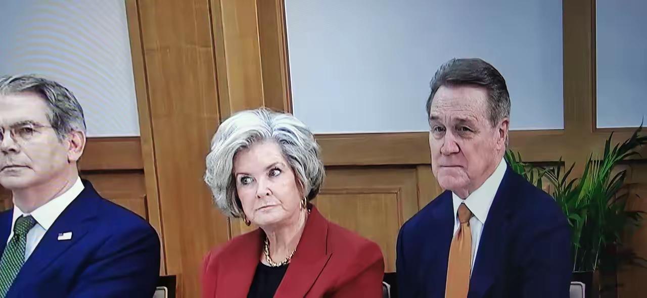 美国人愤愤不平，不敢相信自己的眼睛！说白了，美国几代人都习惯在世界上趾高气昂