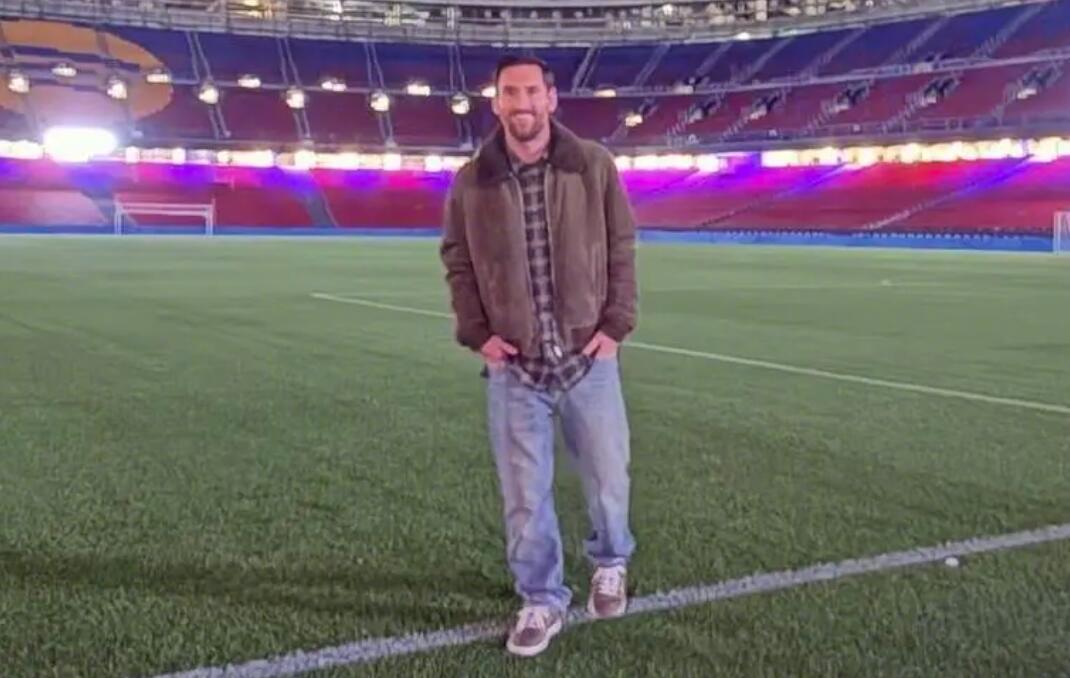 【每体：至少9位巴萨现役球员点赞梅西社媒，都梦想与他合作】据西班牙媒体《每日体育