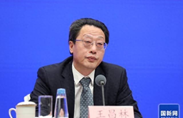 2026年春节连放9天假，调休少还多给钱，这事怎么做到的？今天看到新闻说，明年