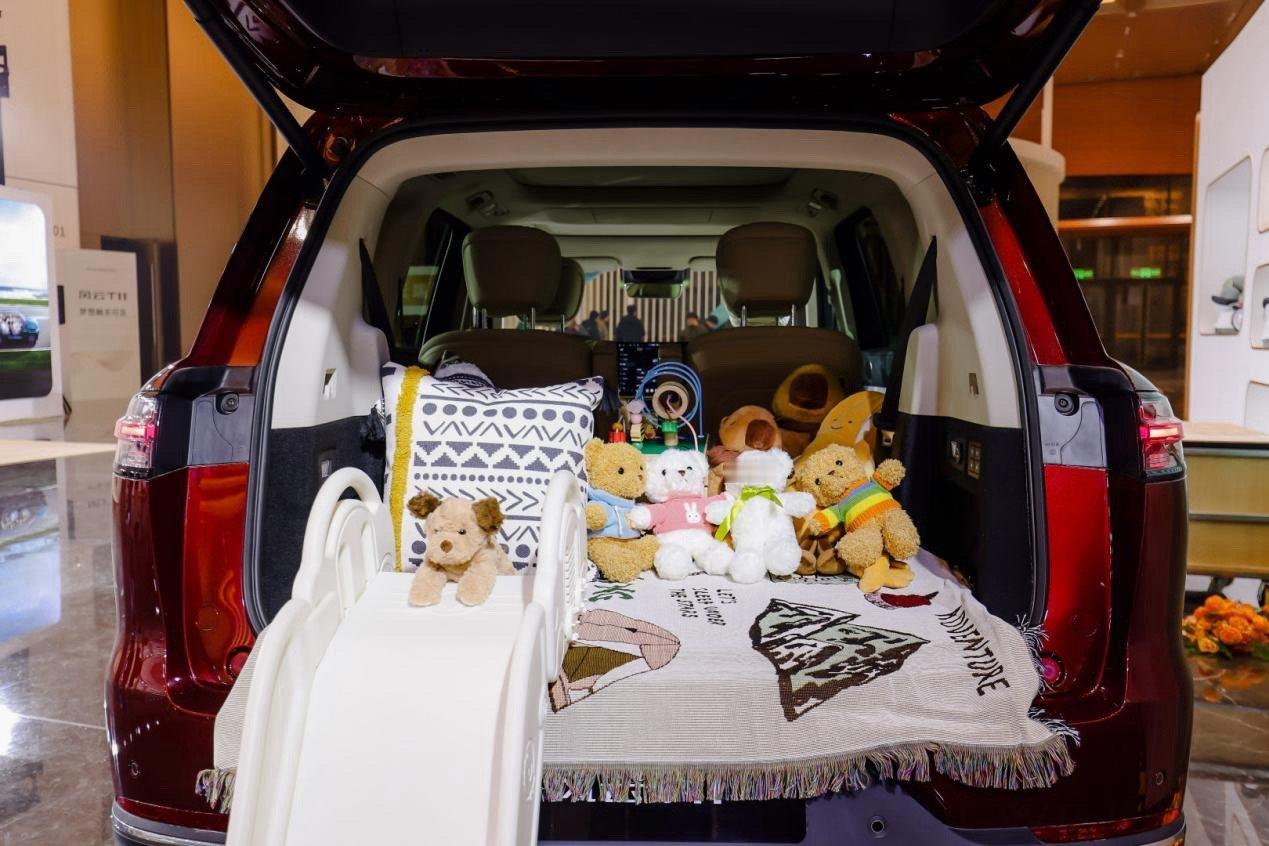 风云T11上市让百万豪华触手可及将11大百万级配置全系标配!磐石车身2.0+11