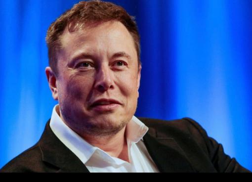 埃隆·马斯克北京时间2月1日写道：“中国的发电量仍在高速增长，其中太阳能发电是最