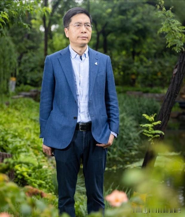 万万想不到，那位世界顶级的AI专家朱松纯，真的回来了。放着美国名校的终身