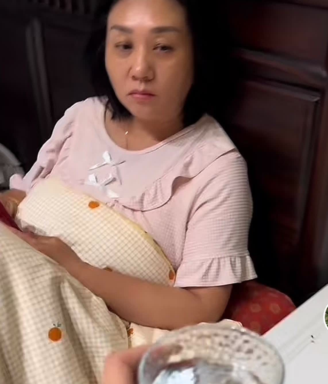 昨晚，解清帅的大妹更新了视频。视频里，解大妹给粉丝们看了大哥和二哥分别发信息问解