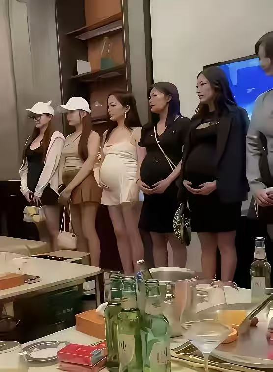 孕妇还要上班真的很辛苦吧​​​