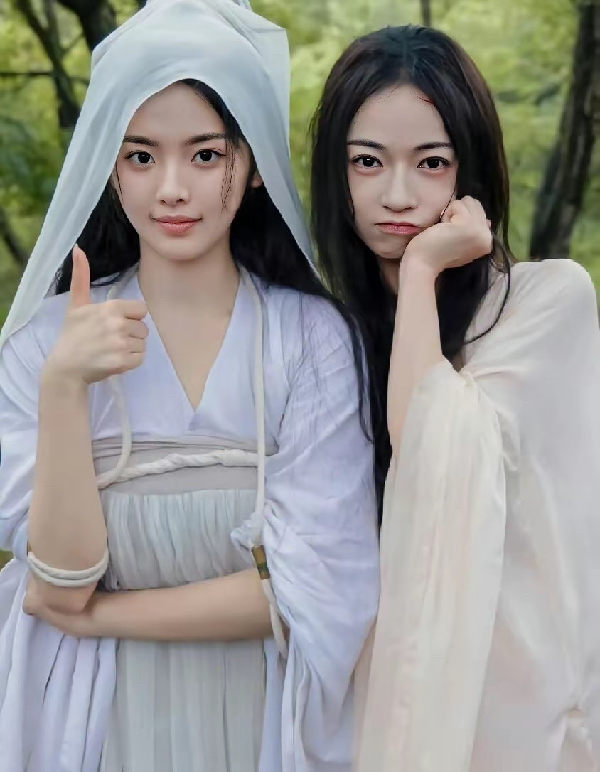 以前不明白为什么她被夸神颜，直到合照…