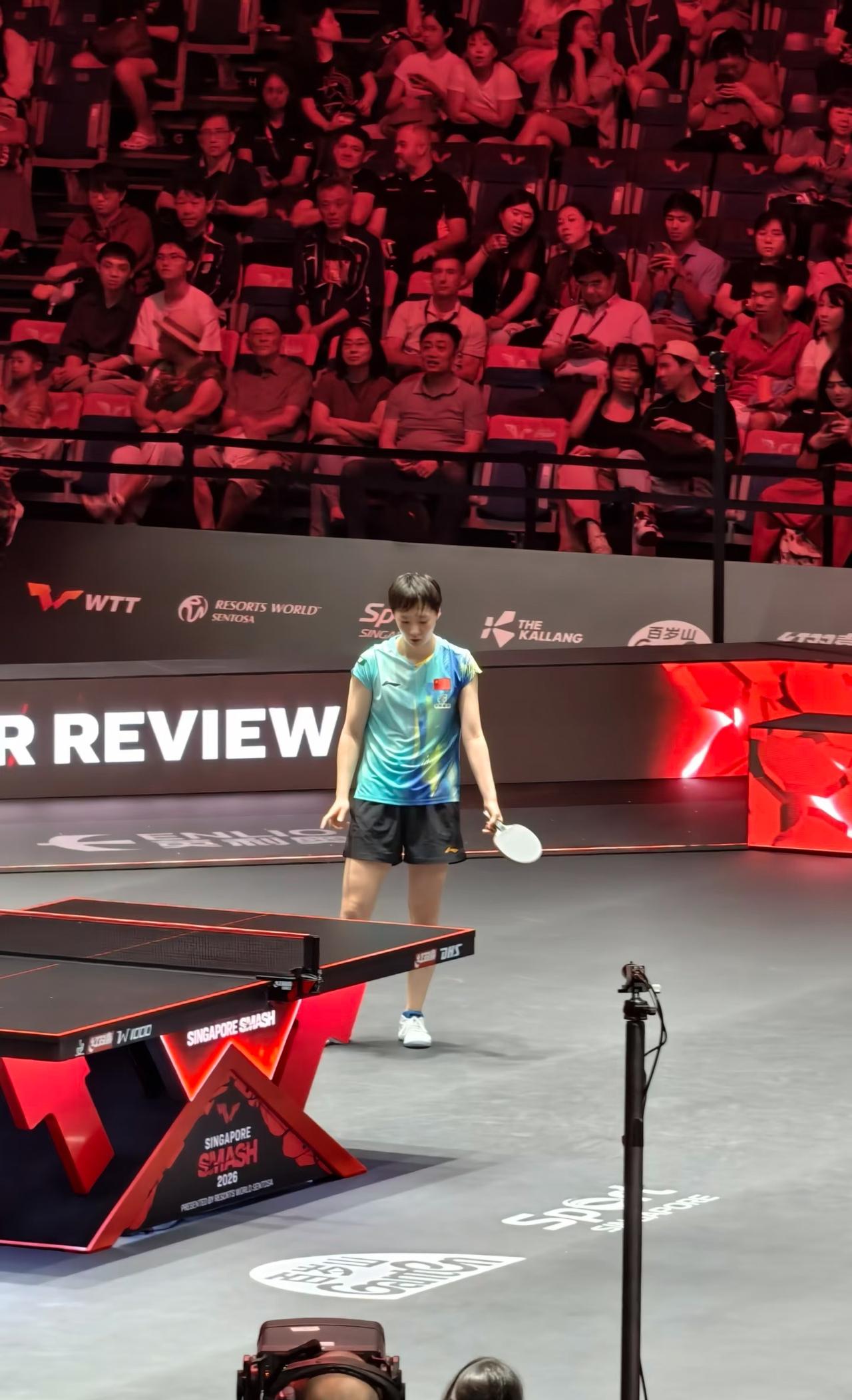 王曼昱评价申裕斌：你今天打得太好了啦，申裕斌嘚瑟的笑了！这是强者之间的互相肯定