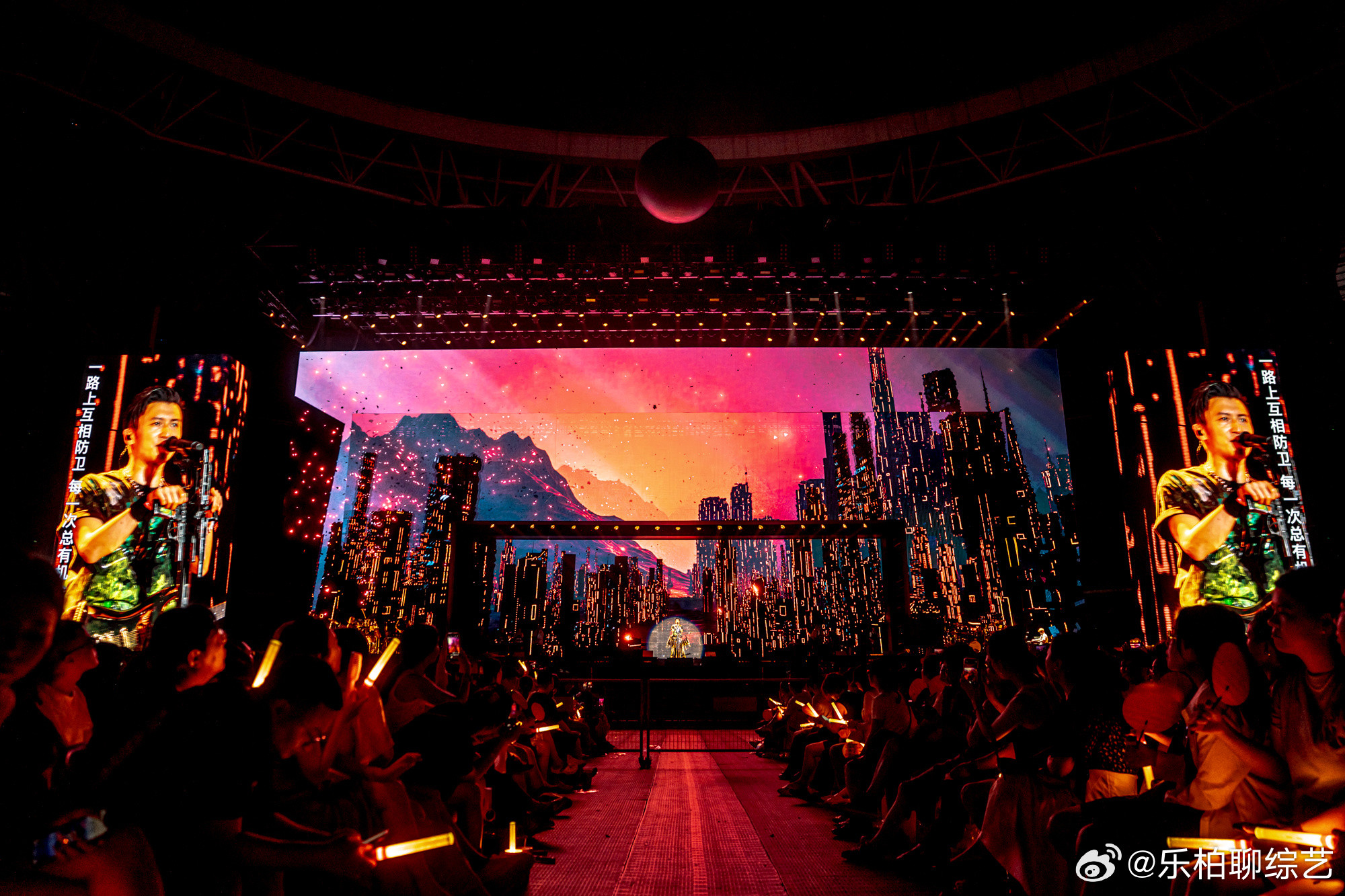 14秒的时间就已经售罄了谢霆锋进化演唱会。这属于60万人的狂欢，真的是感受到了用