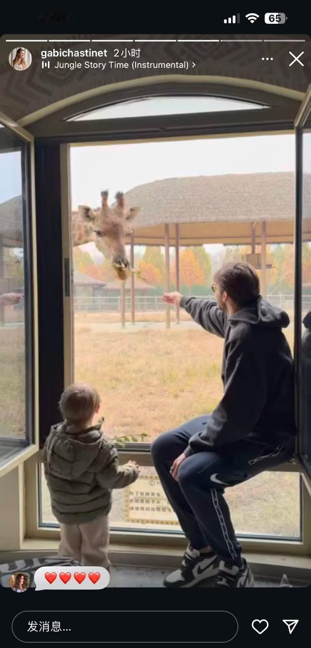 间歇期，山东泰山队外援最近动态：享受天伦之乐的泽卡依旧疯狂玩乐的克雷桑老派