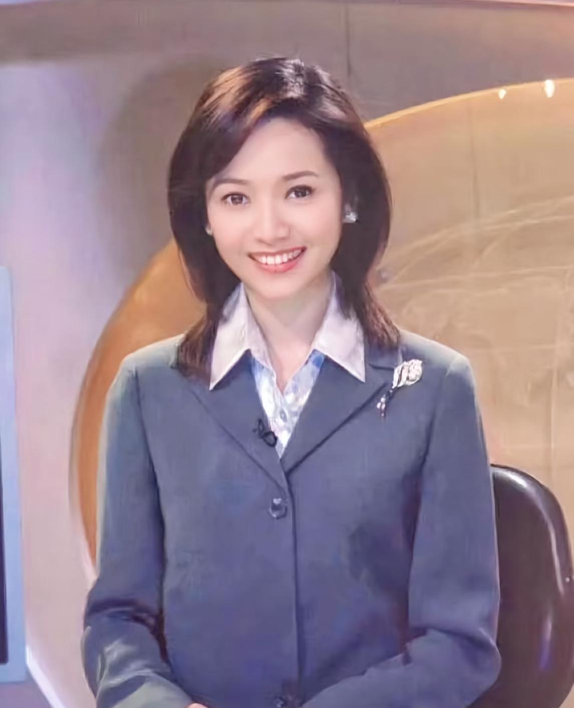 侯佩岑为什么能让这么多人喜欢原因很简单，不只是因为她情商高，而是她不但自己爱