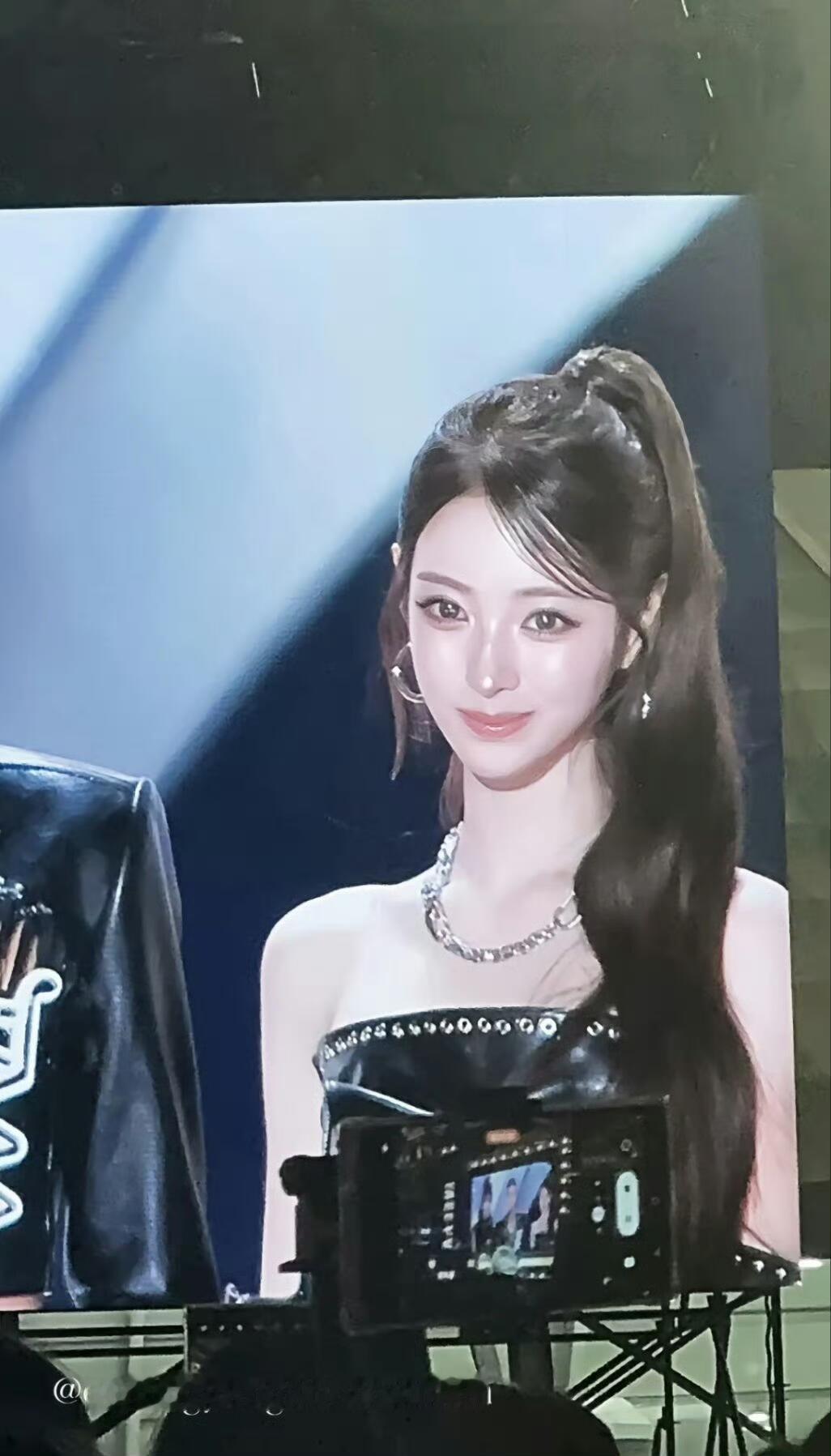 小脸大眼真的被这个女人做到极致了….❤️‍🔥​​​