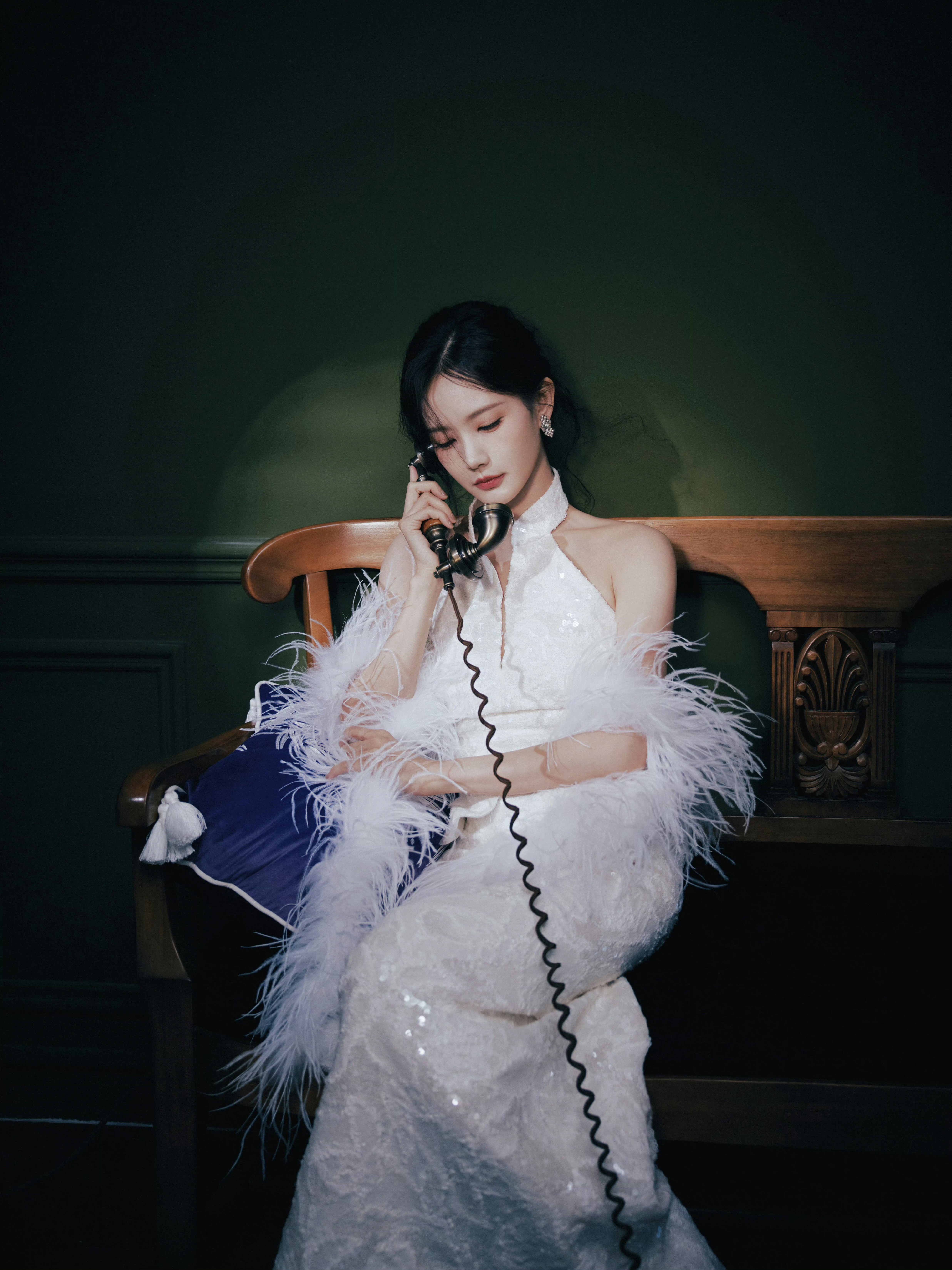 李一桐的脸太美了