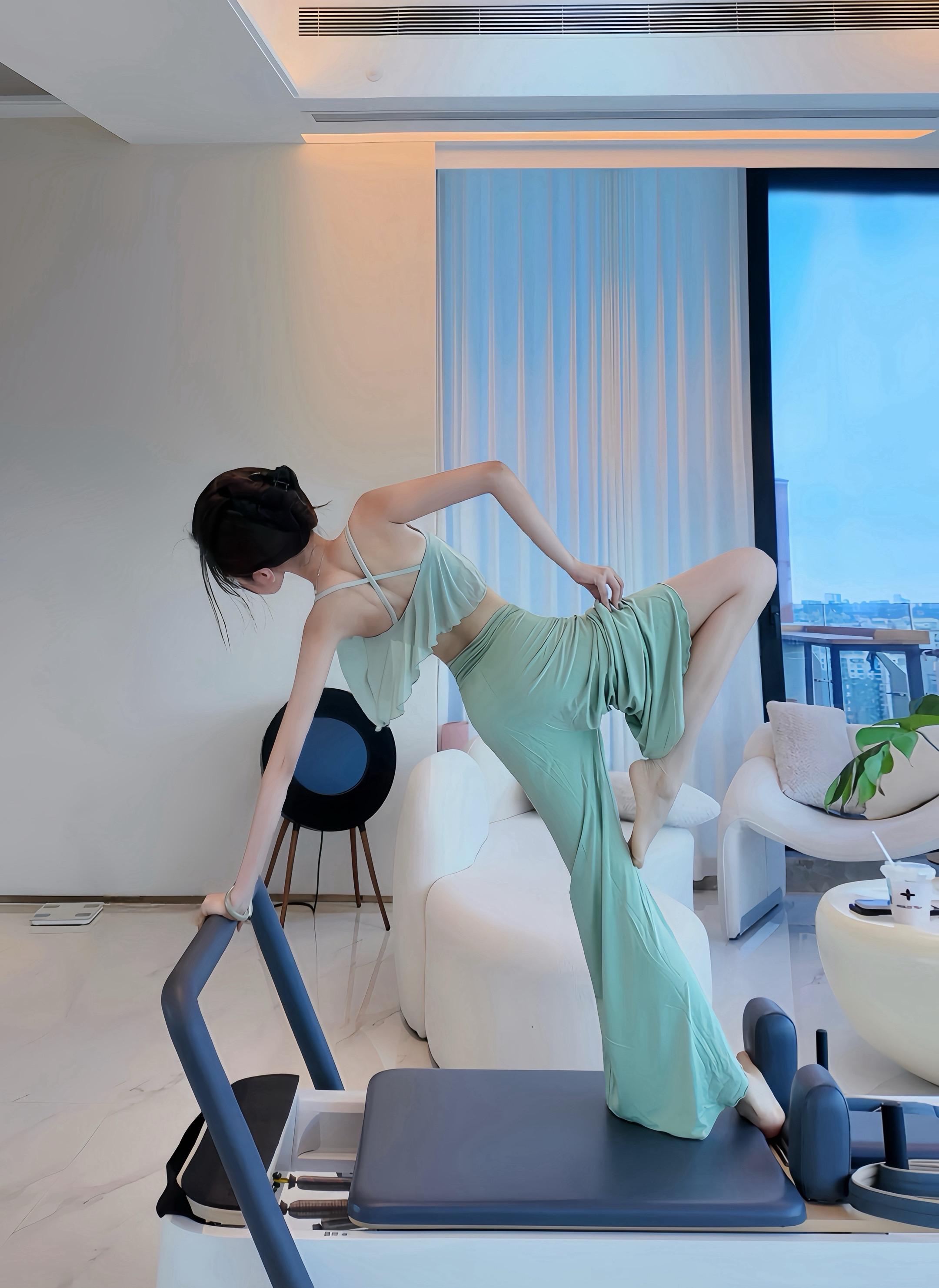 “一个拥抱，可以治愈一切烦恼”