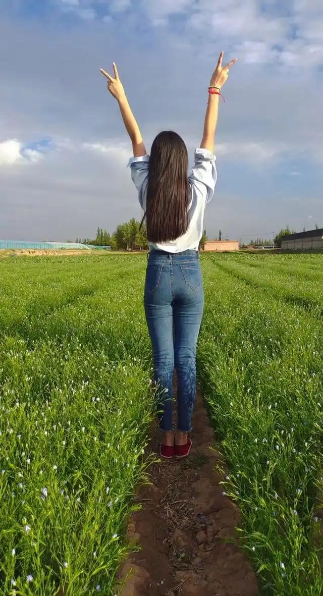 2025年的最后一天。王立群老师告诉我们，人有九不争！①跟父母不争口舌。因为