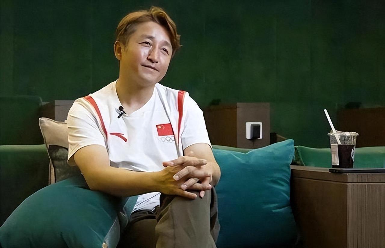 他曾是奥运双冠王，7年时间烧光2亿积蓄，不仅卖掉了自己名下所有的房产，甚至连妻子