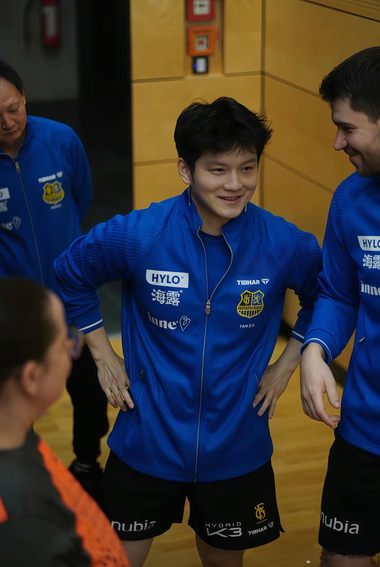 博哥这波是“凡尔赛”还是大实话？细想一下真的恐怖如斯！😱“三大赛没输过外协”，