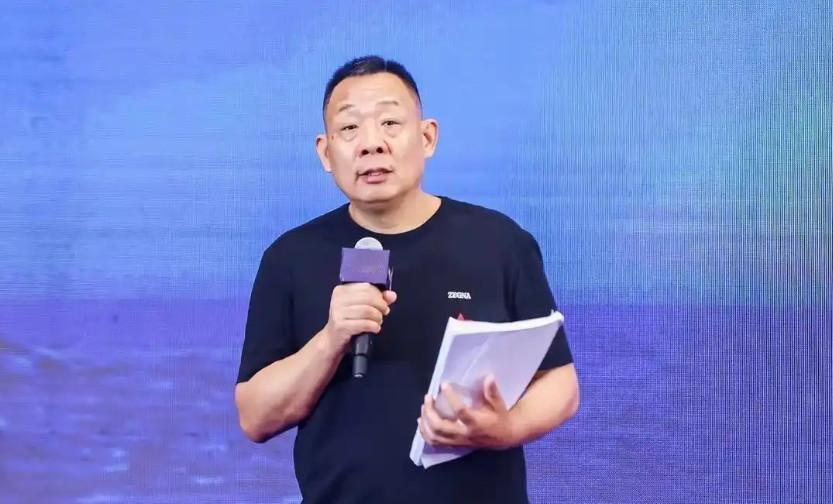 这两天，很多网友陷入到了纠结之中，纠结的原因是，一个广受尊重口碑极好的企业家，力