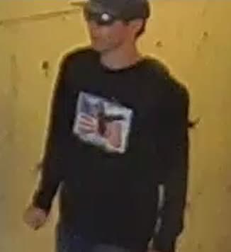 现在美国可谓是在倾举国之力来抓捕枪杀查理·柯克的凶手，目前联邦调查局已经在网络上