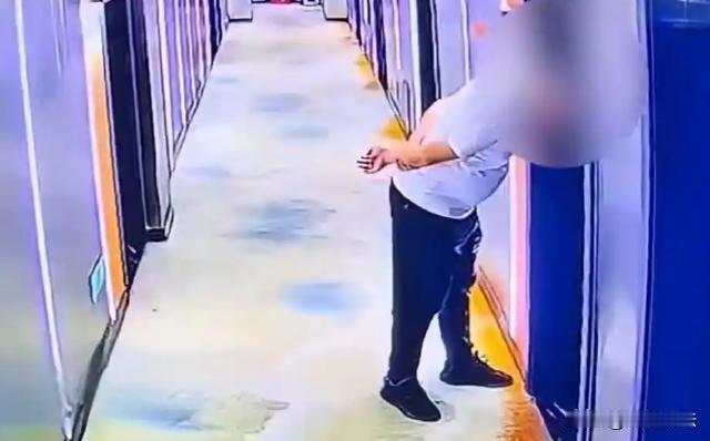 山西，一天夜里，一名男子醒来发现自己媳妇不见了，根据以往经验，可能她又跟其他男子