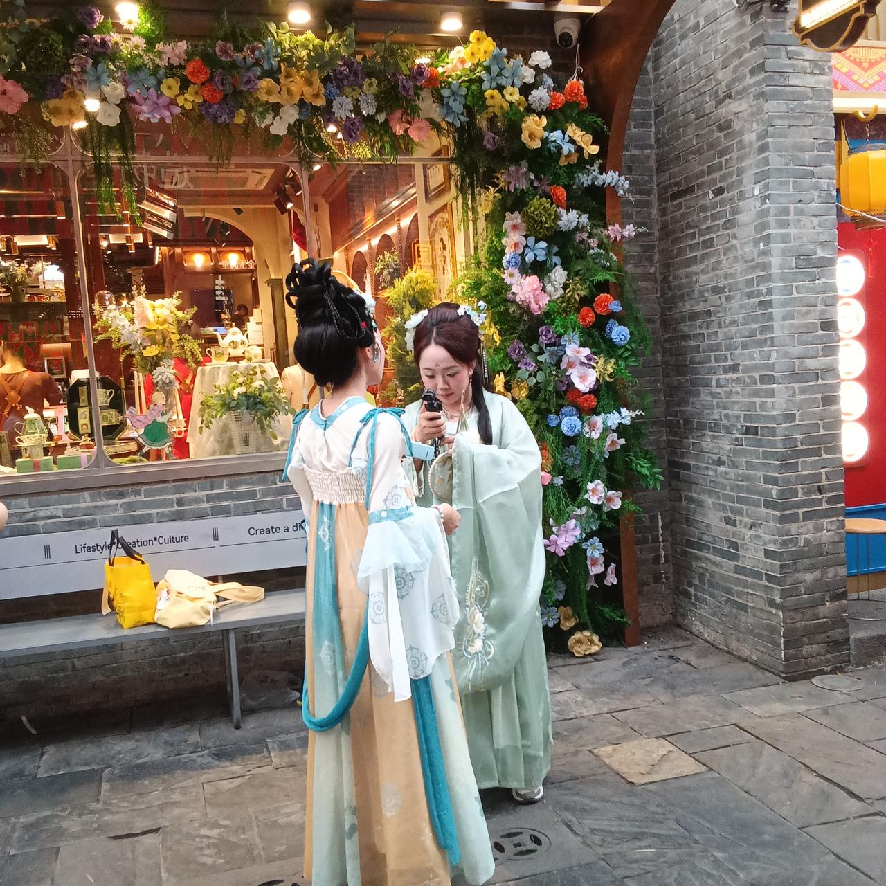 从两次康养的经历有一个深深的体会。2024跨年2025是在云南西双版纳度过的总