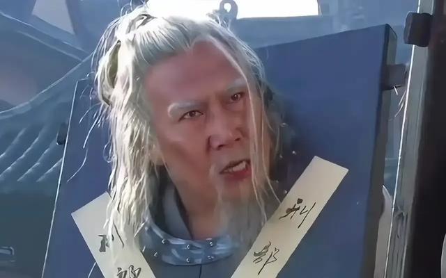 李善长被杀的一个重要原因就是在京师借兵300人给自己盖房，要知道京营兵马不可轻动