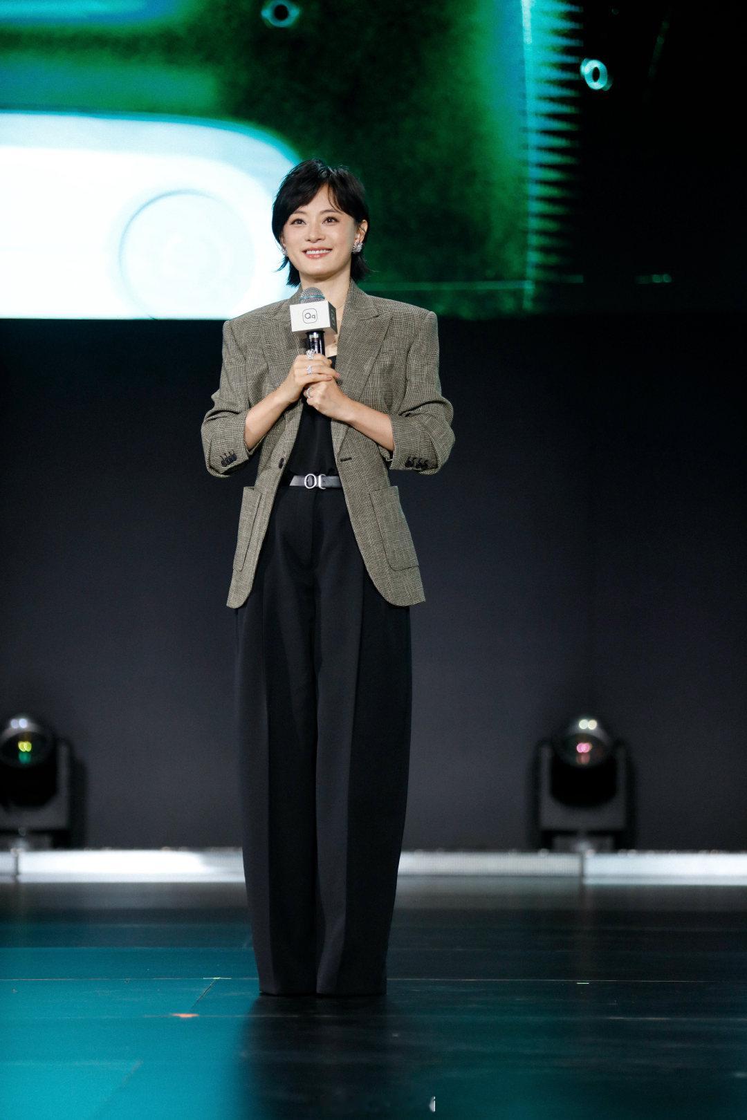 #孙俪严选全新QQ3摩登版#孙俪挑剧本眼光准挑座驾也一样严选被她看中的全新QQ3摩登版复古摩登配色配