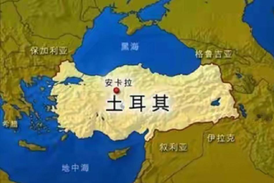 土耳其这次做的太硬气，直接不让从美国起飞，搭载3架AN_64阿帕奇直升机过境土耳