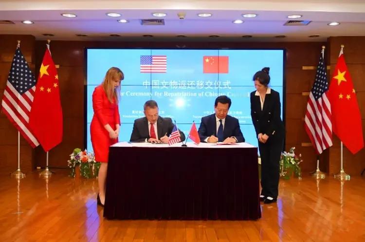 归还了，美国做了一件大好事。当地时间9月16日，中国驻美国大使馆办了一场文物返