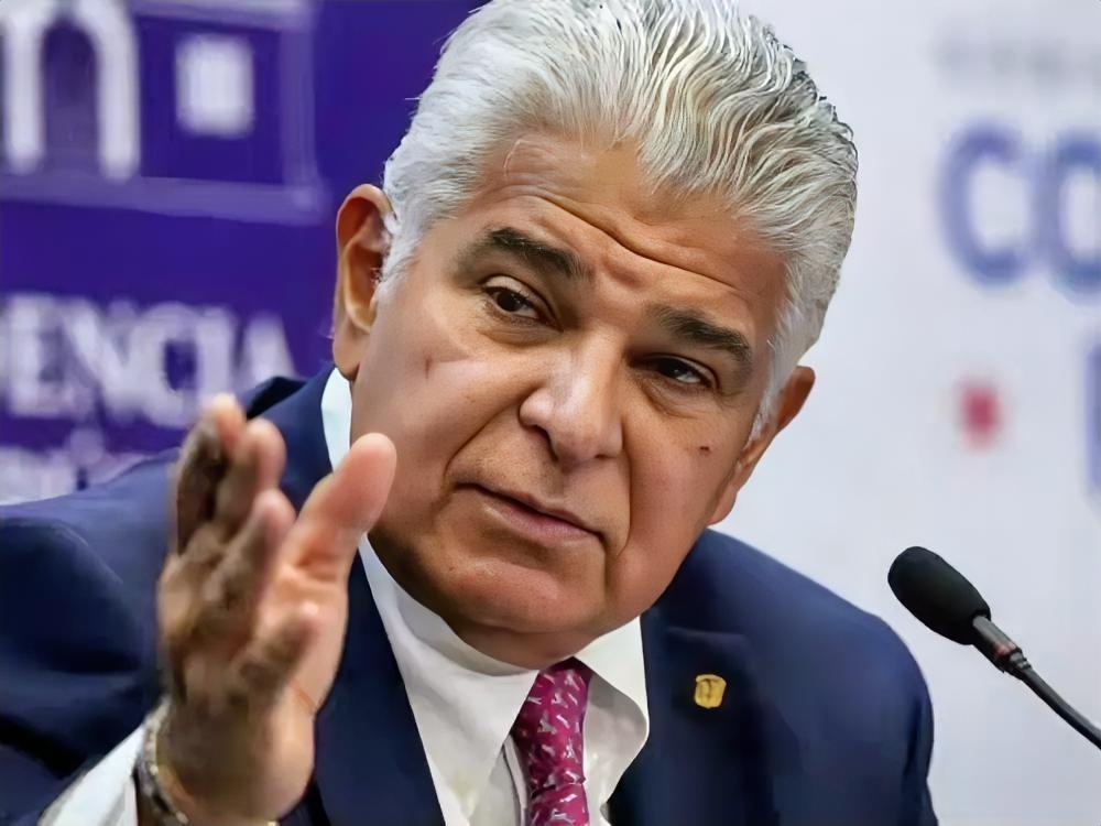 这得有多嚣张？据路透社消息，巴拿马总统穆利诺表示，他预计在巴拿马接管长和运营的运