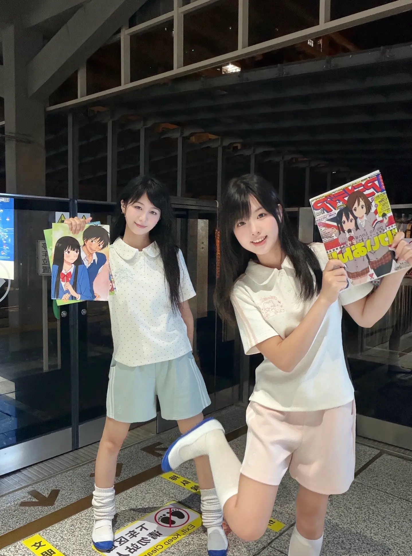 jk 运动系 日系 地铁拍照 双子jk