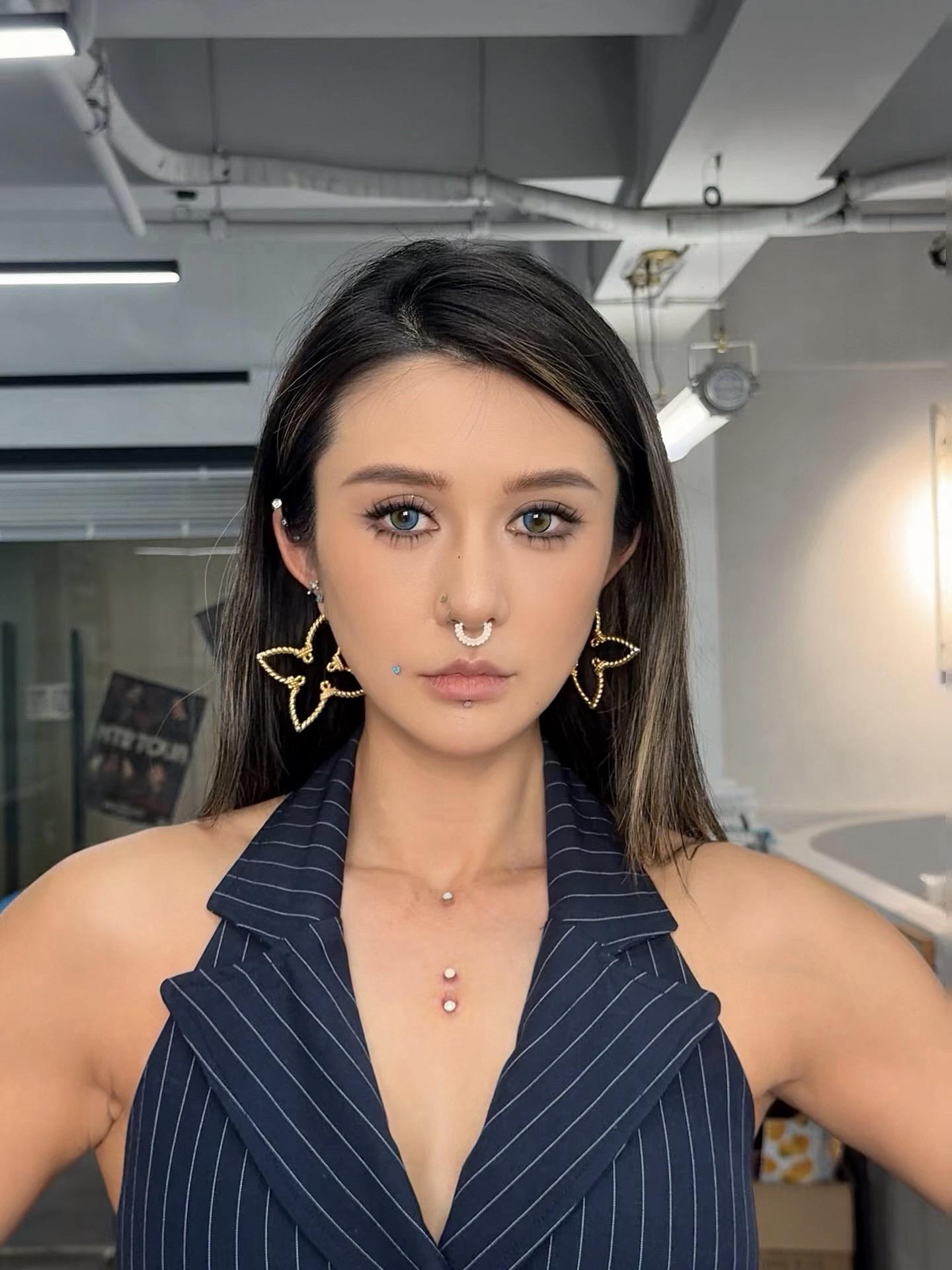 蓝色妖姬🇦🇷。