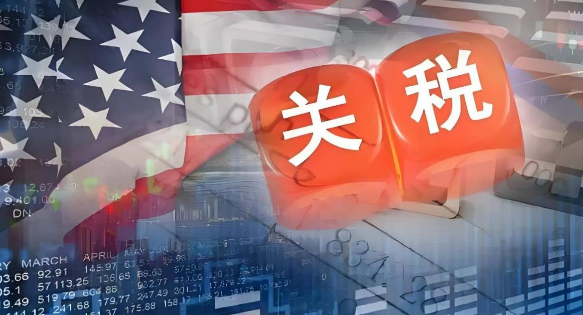近期美国白宫频繁喊话中国，对中国是“软硬兼施”，想要让中国主动与美国达成协议，他