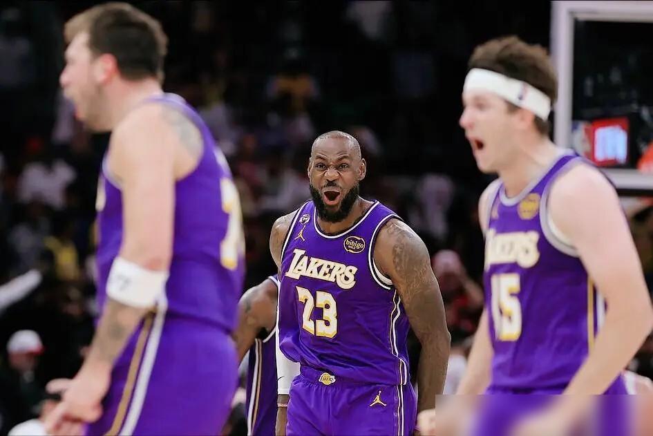 全网狂欢湖人捡漏，以为能踩着残血的森林狼轻松晋级。我告诉你，这根本不是运气，这是