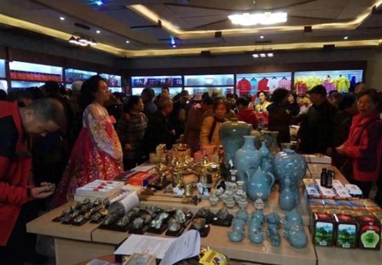 朝鲜98%出口商品卖给中国，可为什么市场上很难见到？原因其实很简单，他们出口的很