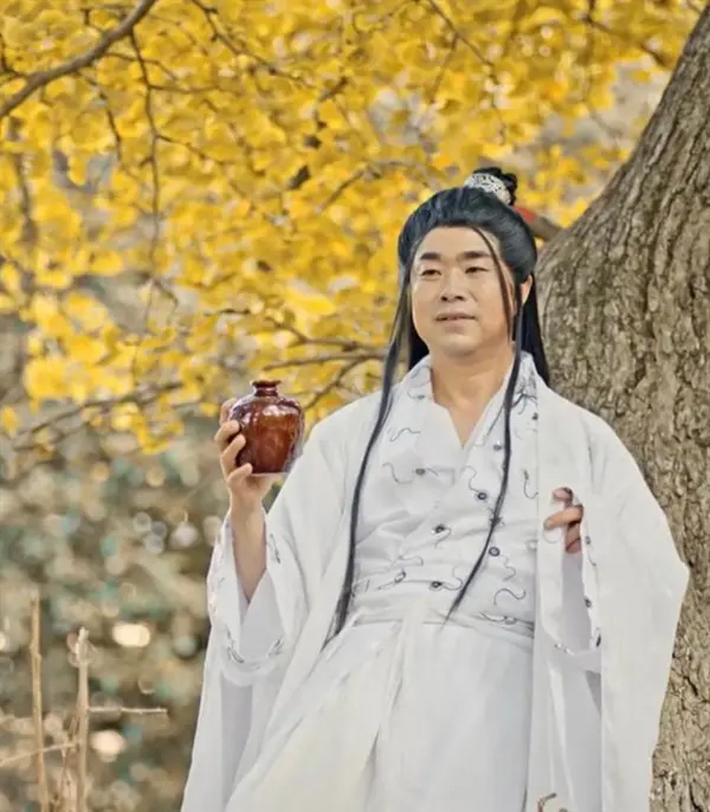 随州文旅局原局长解伟证实已提前退休, 入职浙江一卫星通信公司