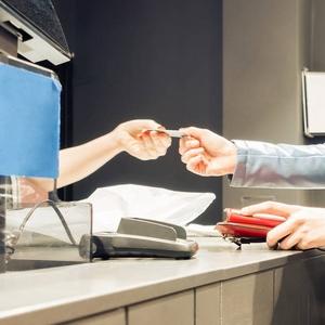 谁懂啊！刚被店里老顾客戳到了账单368块，我看是熟客主动说收360，结果他同