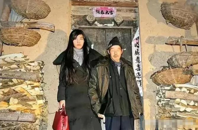 浙江，5岁小姑娘被送到陕西一户农家寄养。过了6年，爹妈硬是把她接了回来。没想到，