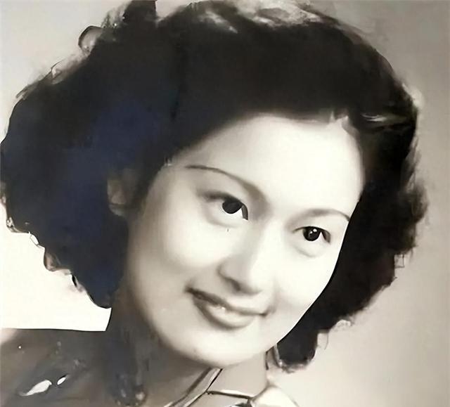 1977年，教育家叶公超与堂妹发生不正当关系，两人的地下关系被妻子袁永熹发现后，