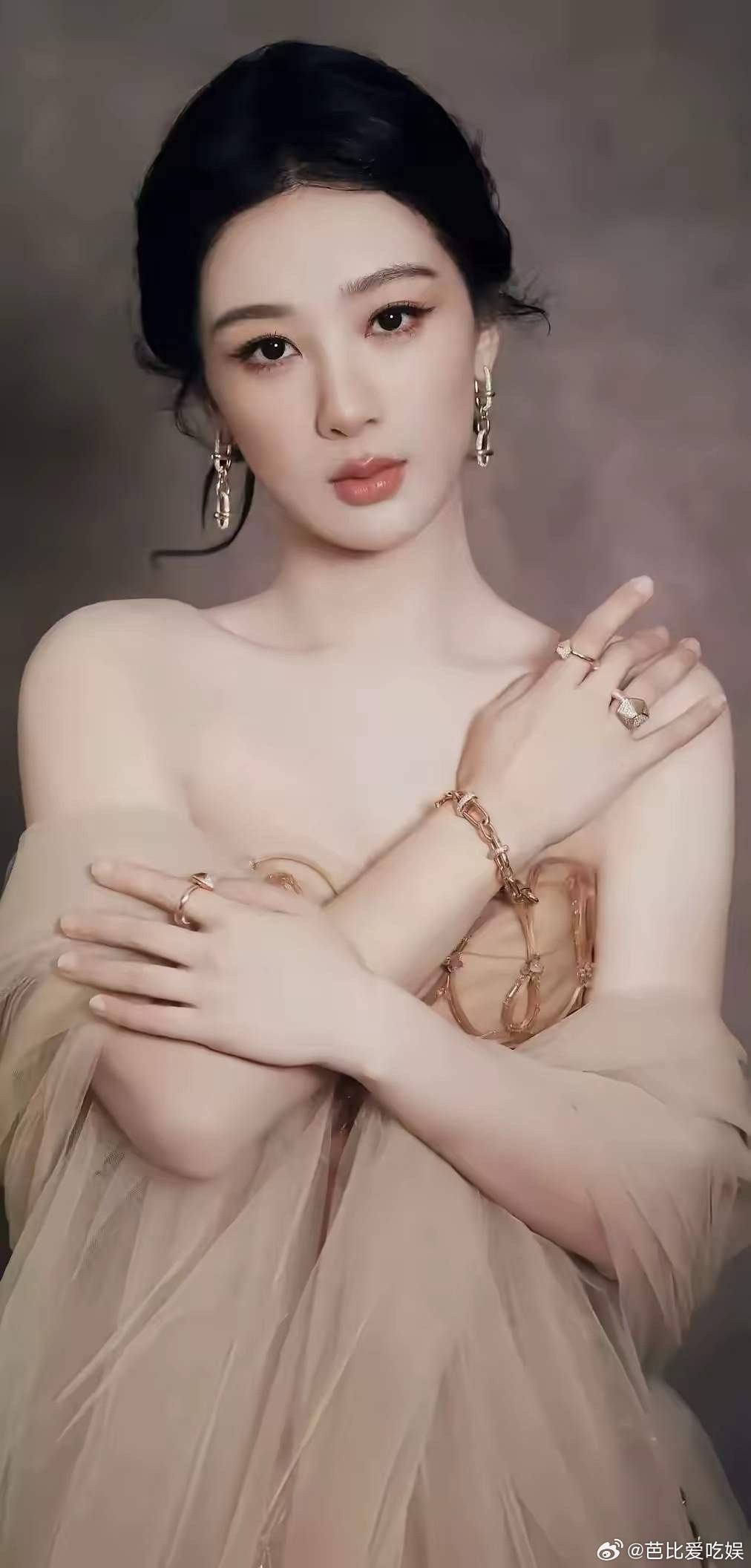 1.李诞现在不怎么管脱口秀圈的事情，忙着去开游戏公司，其他艺人也各自发展，与他没