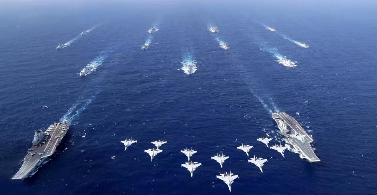中国首次！双航母战斗群会师西太！以合围之势威震天下！！！中美于英不列颠儿谈判之