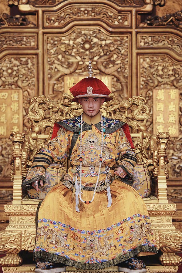乾隆为什么能稳坐60年皇位？别的皇帝在上班，他像开了“皇帝职业外挂”中国历史上当皇帝的人很多。但能把