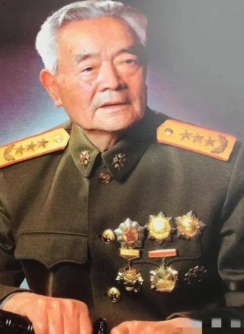1941年，粟裕把一个21岁小参谋连升四级当营长，全军哗然，他用3天歼敌600人