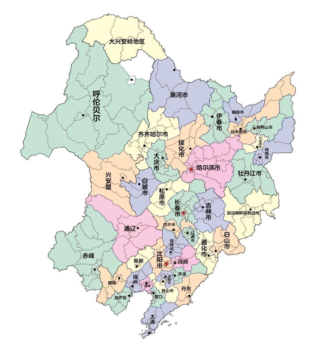东北人口流失，到总数仍然超1亿。雄鸡版图的头部，土地广袤，面积达到127万平方公