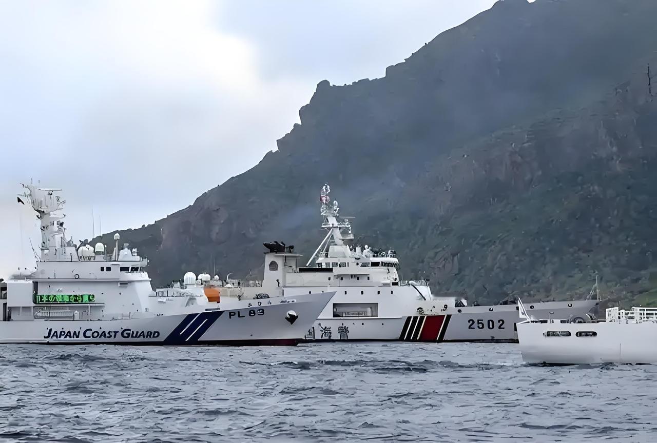 东海危机一触即发!日本刚部署新型导弹，我军百架次战机就飞临钓鱼岛巡航。是什么让