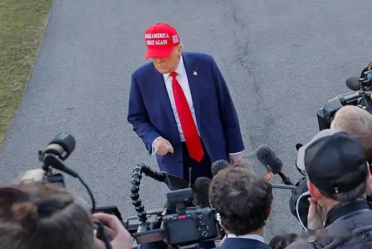 特朗普放话：北约叫我爸爸！北约东扩到此为止，欧洲要自立了近日，特朗普政府发